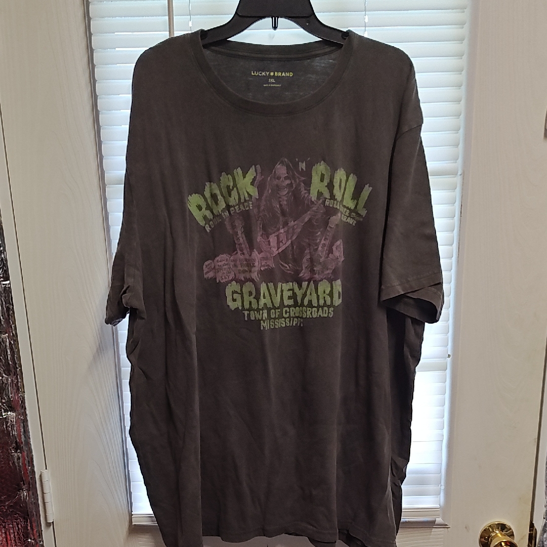 Lucky Brand Rock  Roll Graveyard Tee